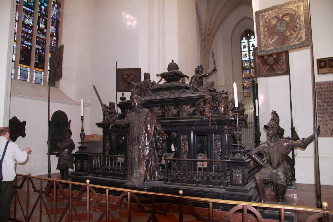 Monaco - la Cattedrale - tomba del Kaiser Ludwic