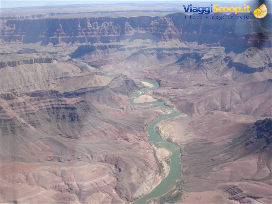 Il Grand Canyon dall'aereo