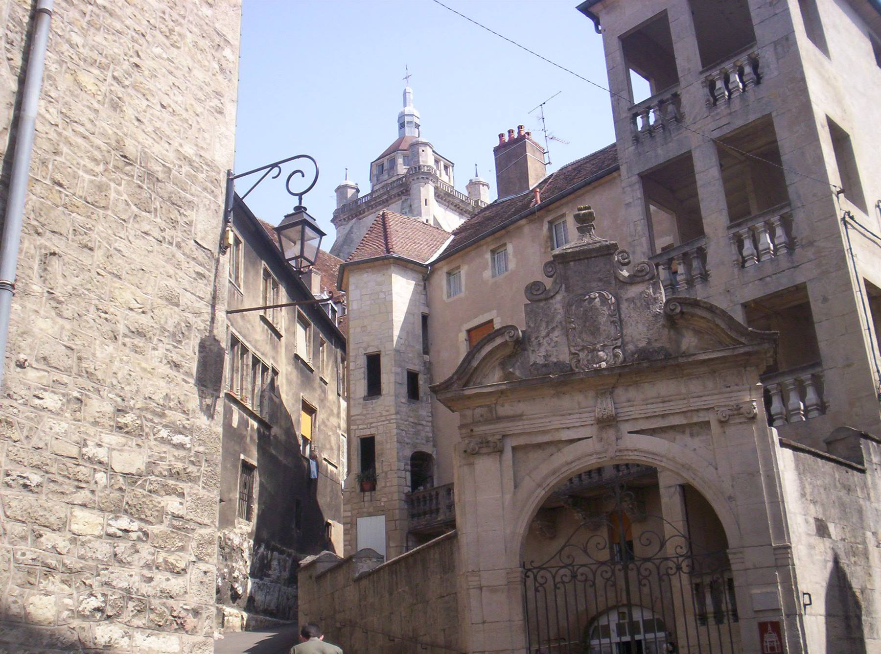 Dole, La Collegiale
