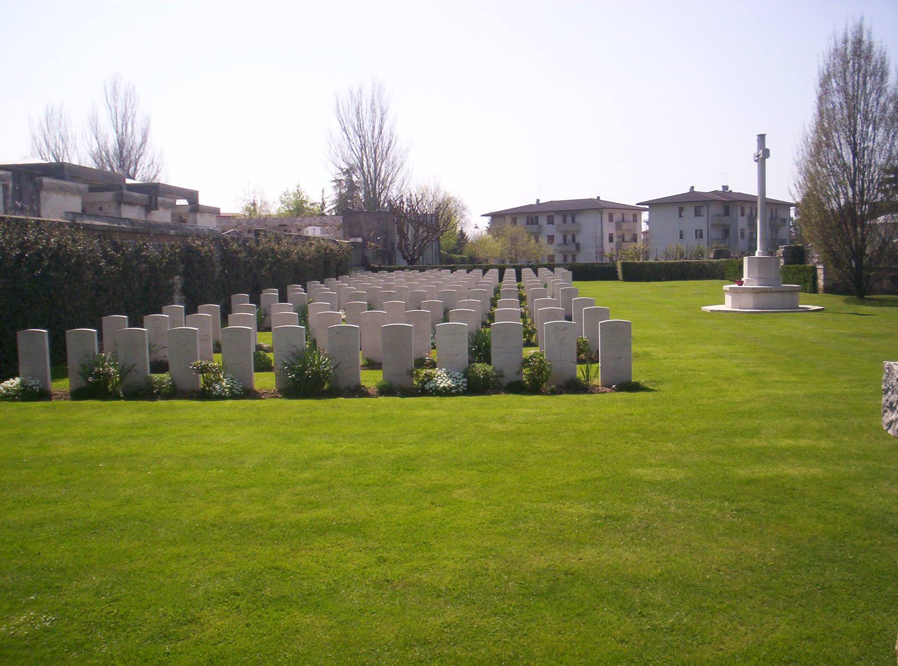 Cimitero I Guerra Mondiale a Dueville
