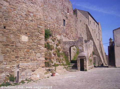 Giglio Castello