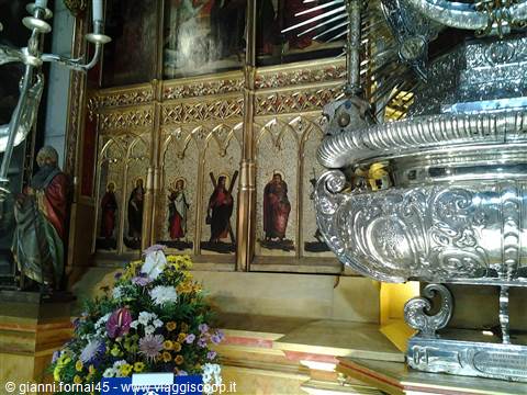 Interno Cattedrale Madrid