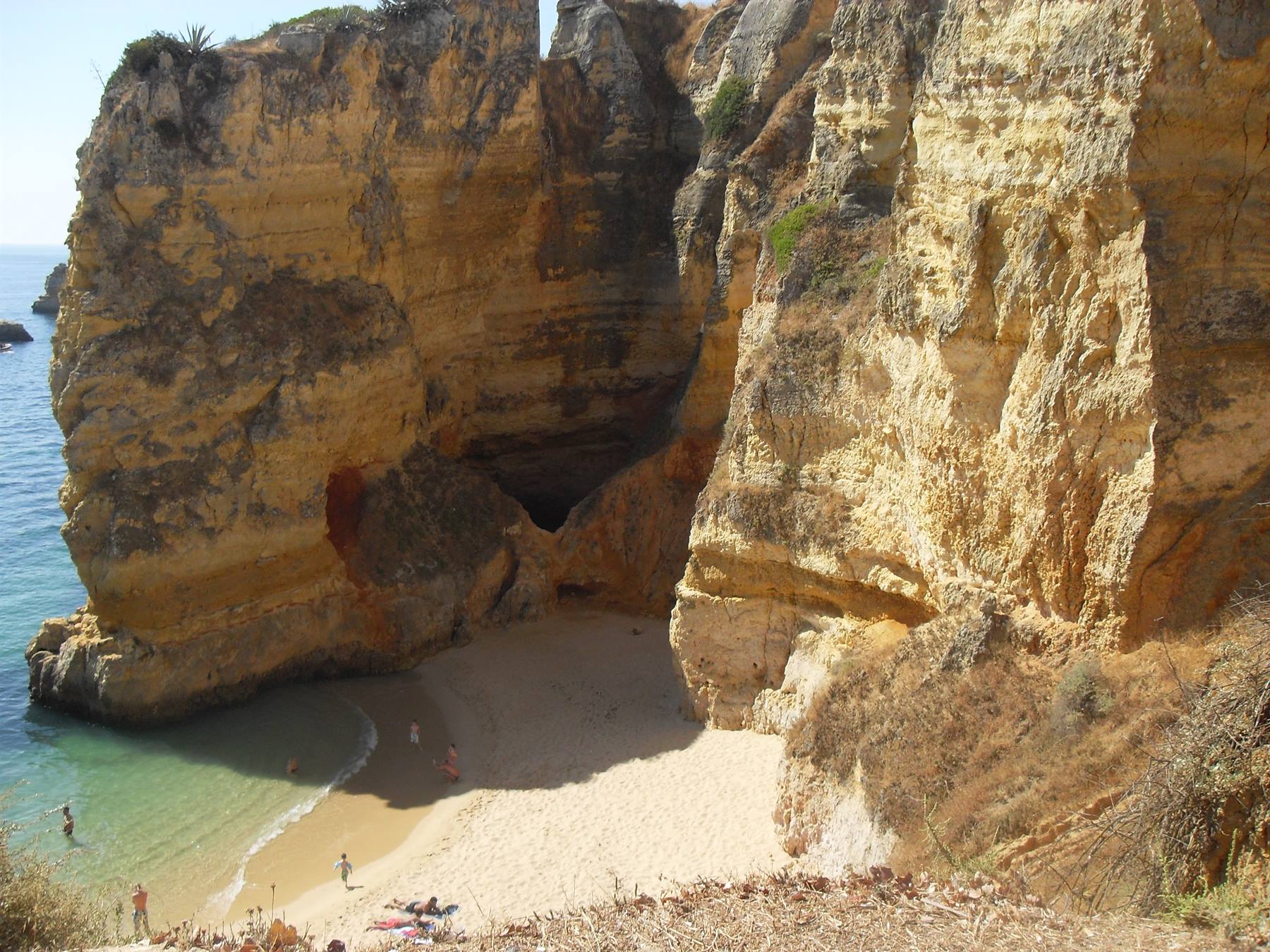 Praia Dona Ana