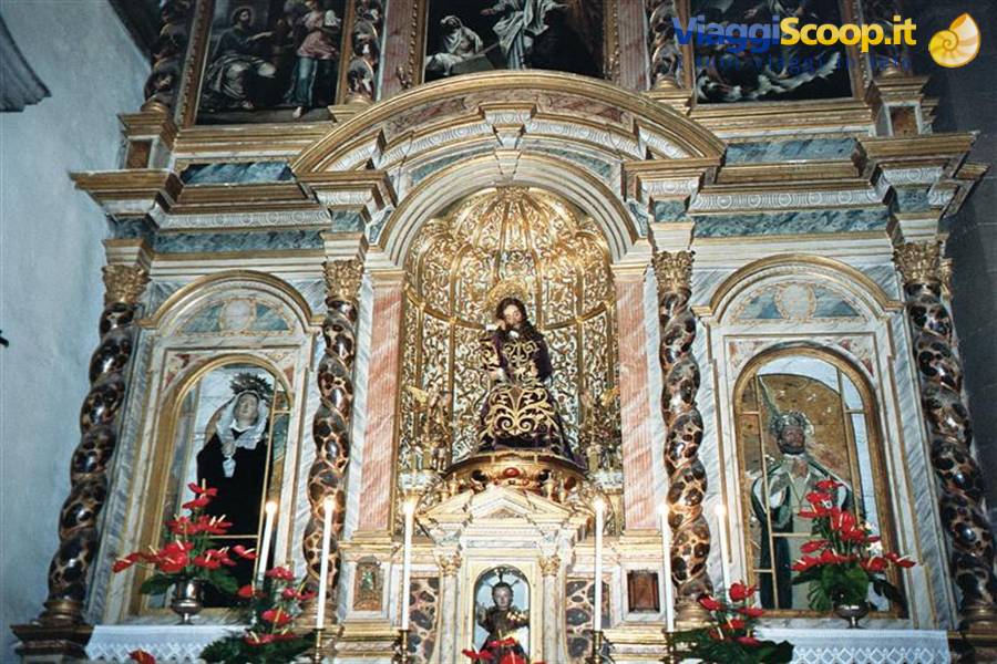 Puerto de la Cruz (Cristo seduto)