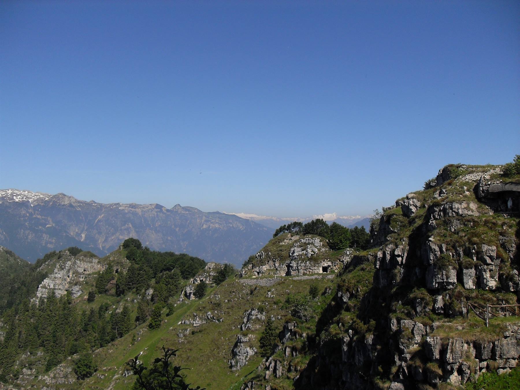 panorama dal monte Novegno