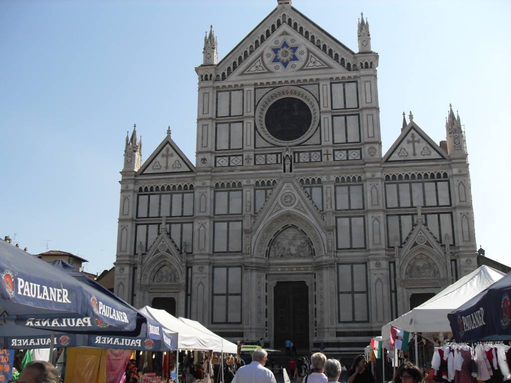 Santa Croce, tra birra e wurstel