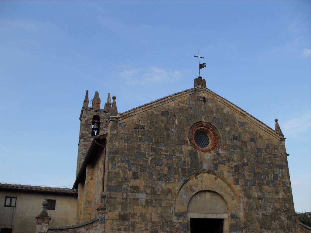 la chiesa di Monteriggioni