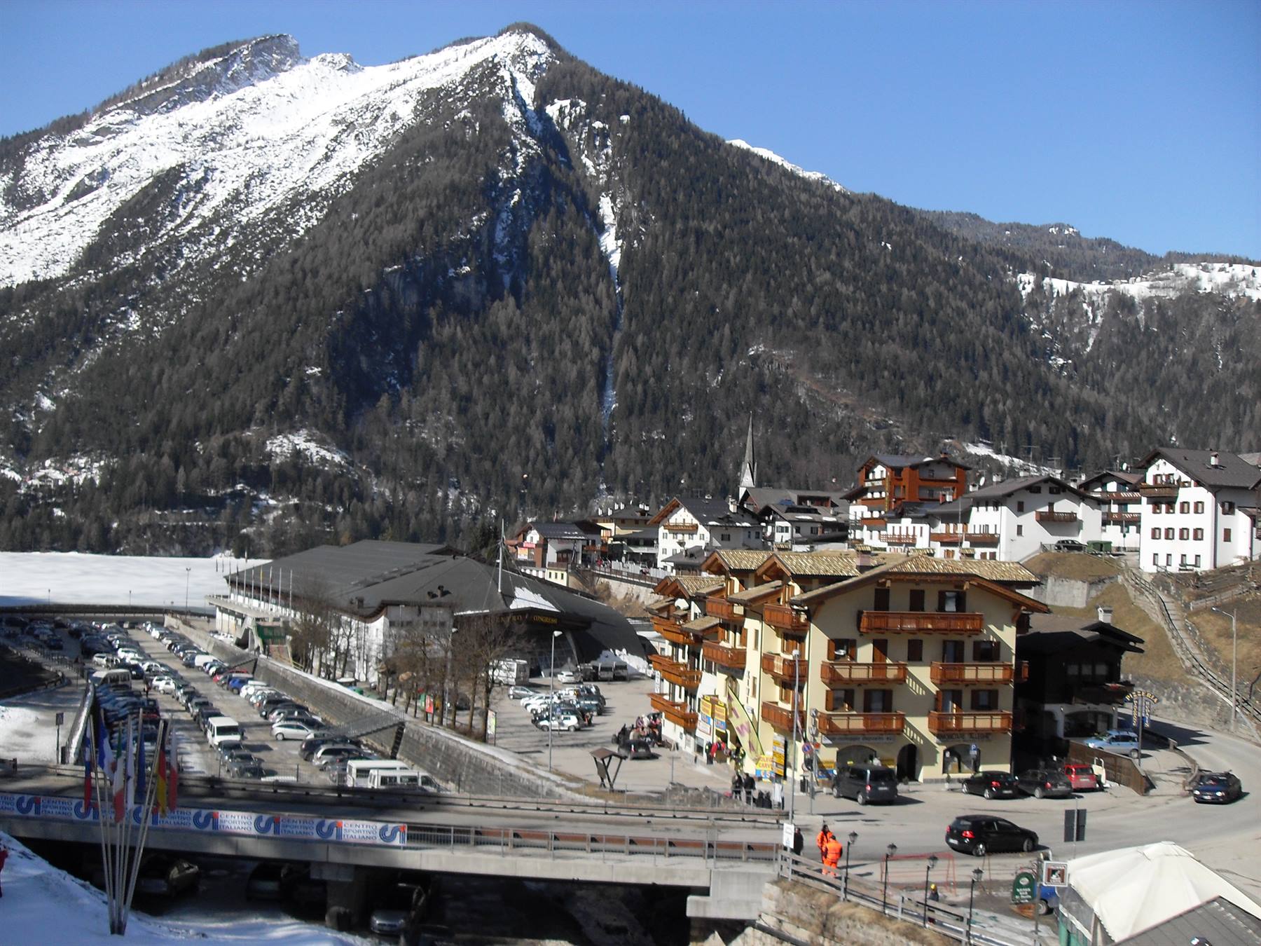 Alleghe vista dalla cabinovia