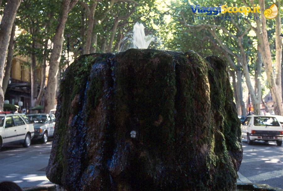 Aix en Provence, la fontana dall'acqua calda