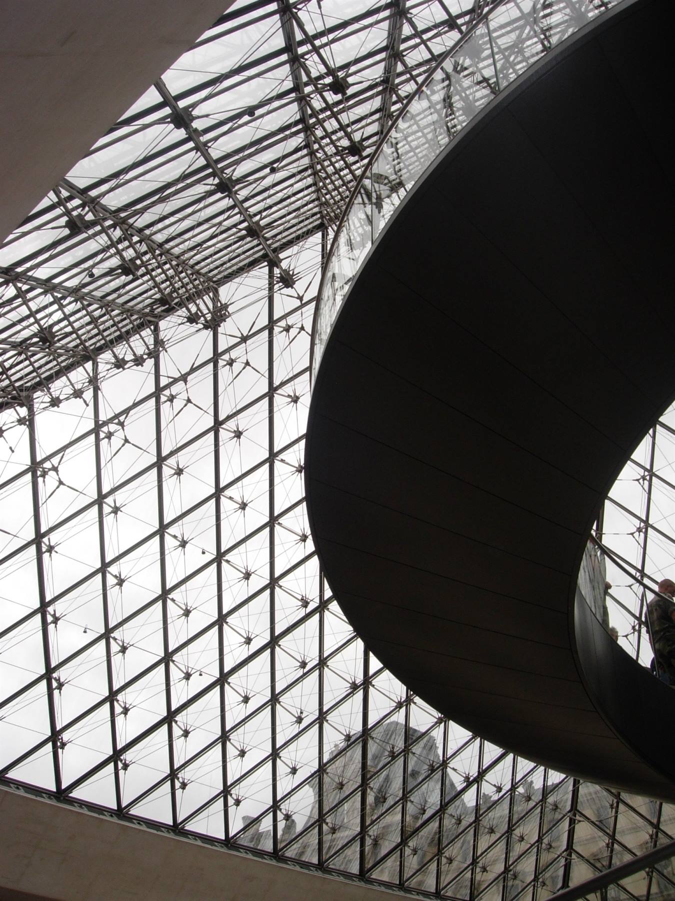 la piramide dall'interno
