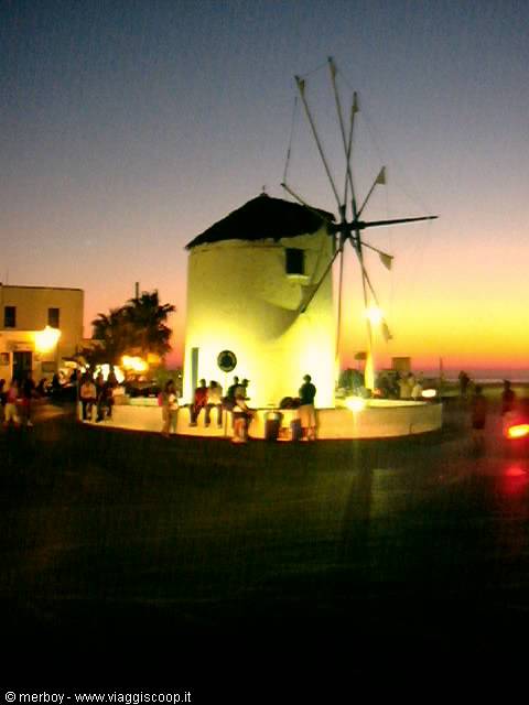 Paros