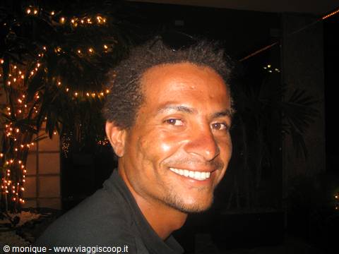 Rodrigo by night