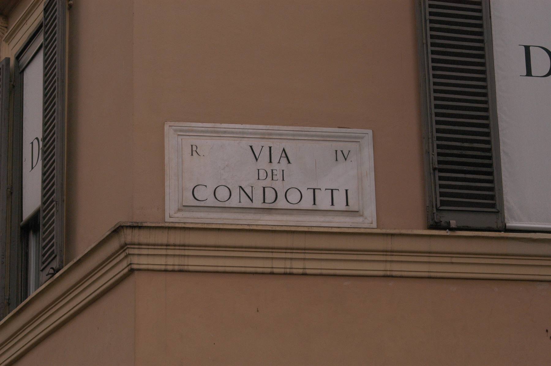 Via Condotti