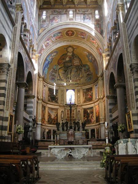 All'interno del Duomo