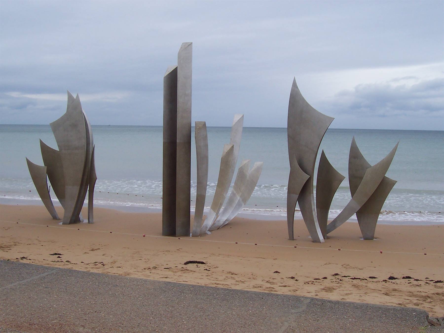 Omaha beach, monumento ai caduti
