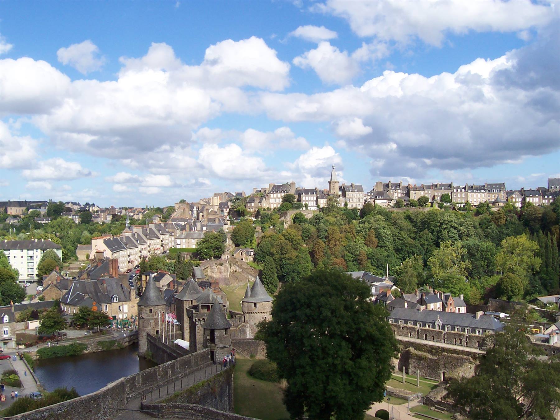 Fougeres