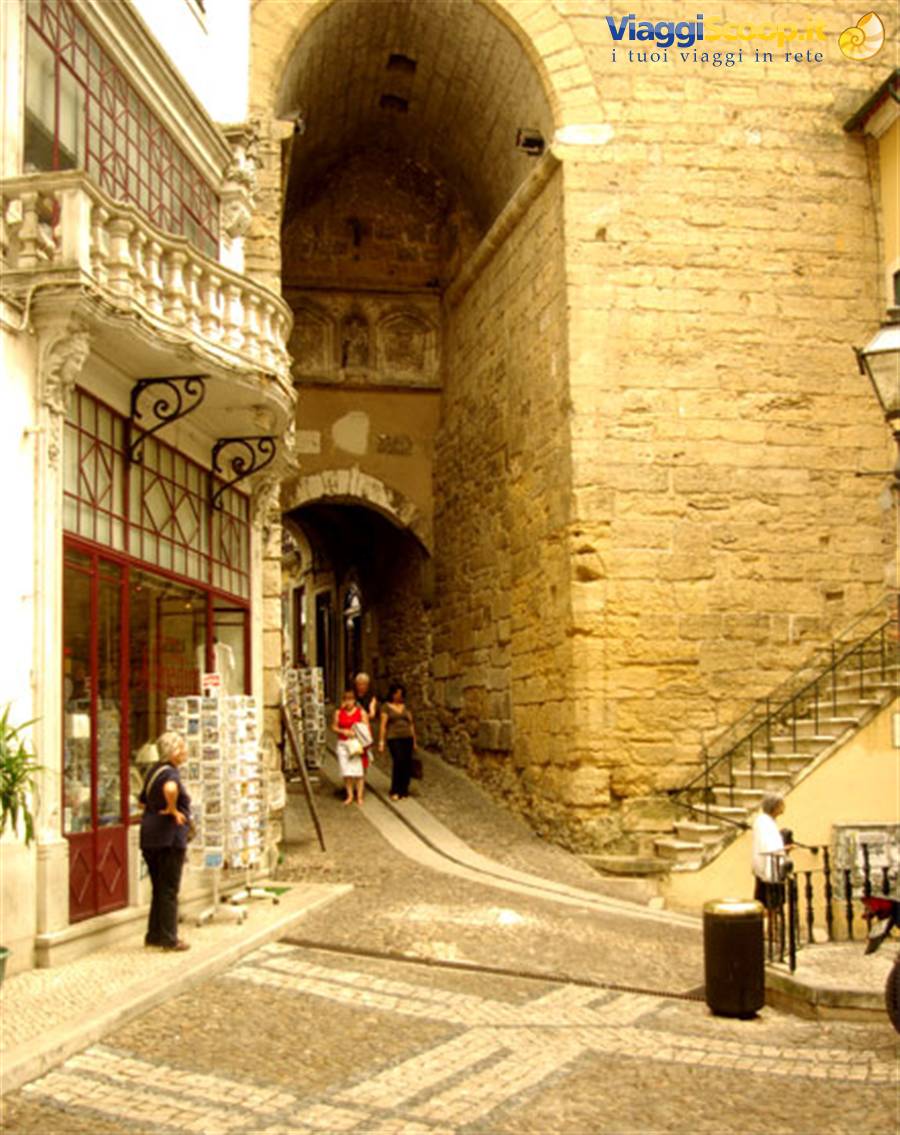 Coimbra Arco de Almedina