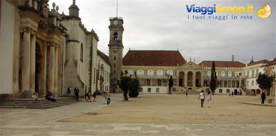 Coimbra Universitade Patio
