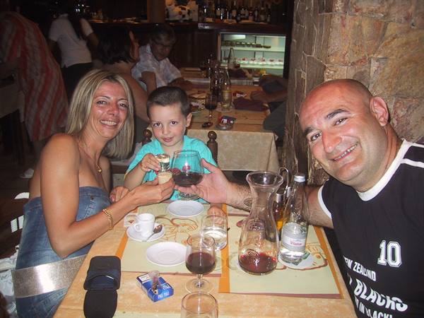 al cafè berlin ristorante si mangia divinamente si spende poco