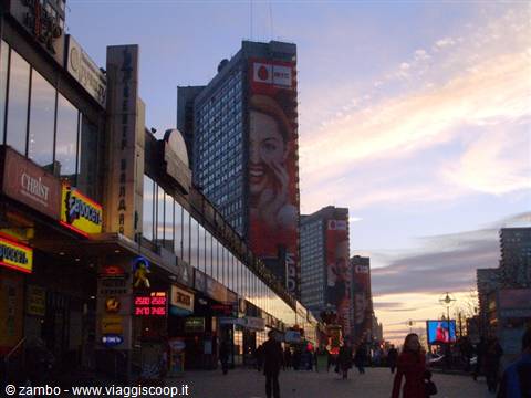 Novyy Arbat Road