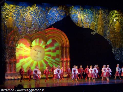 Spettacolo a Teatro - Cremlino