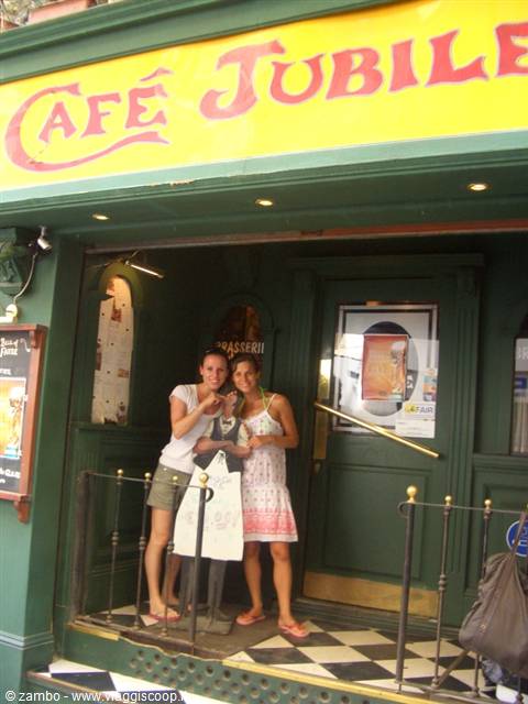 Sorelle...al Cafè Jubilee