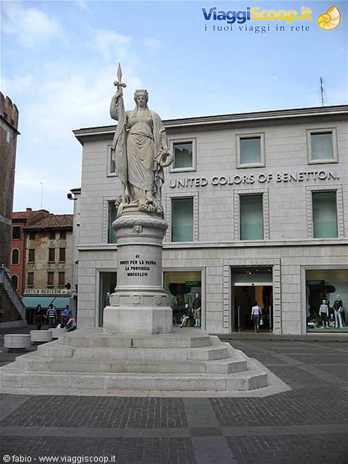 statua vittoria