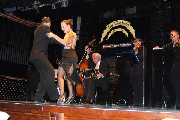 Buenos Aires - Serata di Tango - Gruppo - Spettacolo