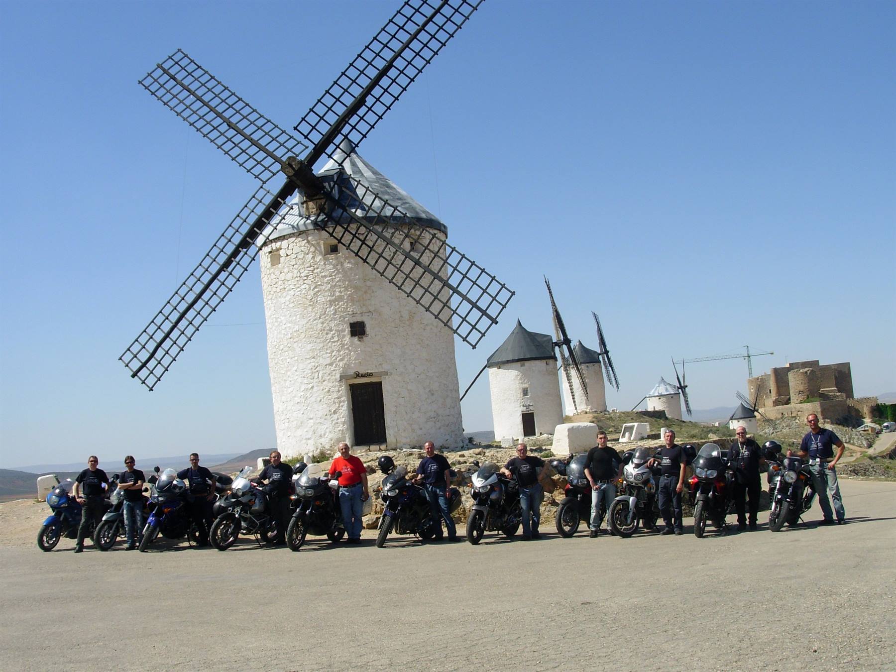 il gruppo Motoamici a Consuegra
