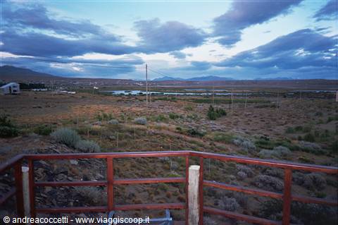 Patagonia dalla terrazza della hosteria meulen (El Calafate)