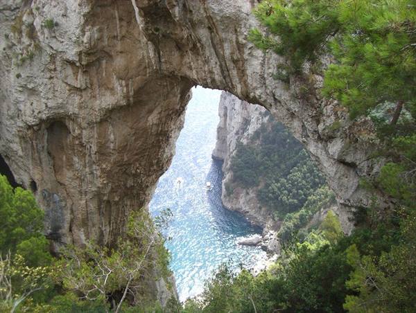 Arco Naturale CAPRI