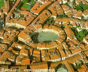 Lucca, piccola ma affascinante cittadina della toscana