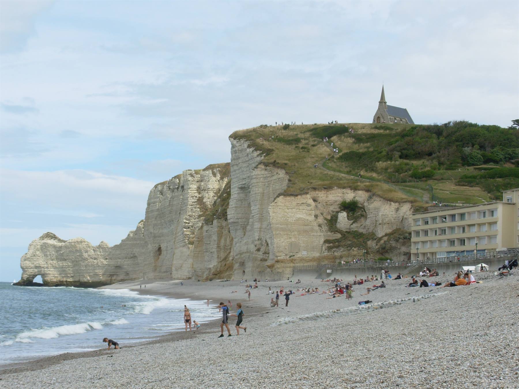 Etretat - bianca scogliera di falesia