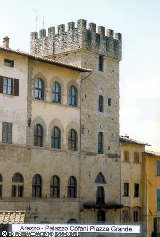 Arezzo - Piazza Grande - Palazzo Cofani