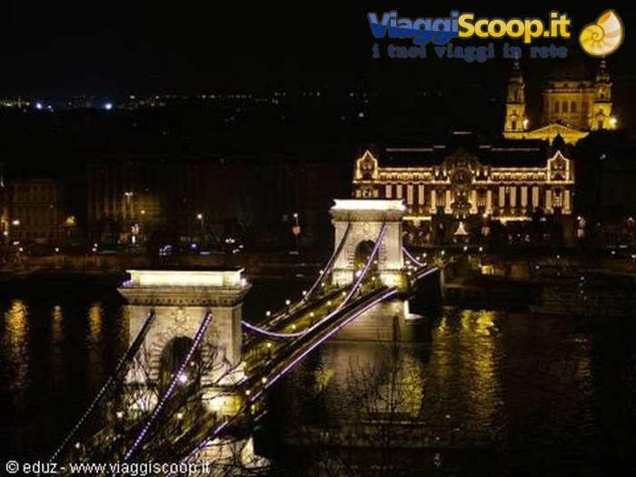 Budapest by night - Il ponte delle catene