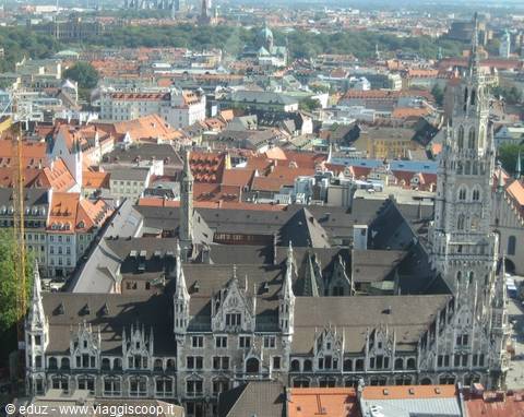 Il nuovo Municipio e la MarienPlatz