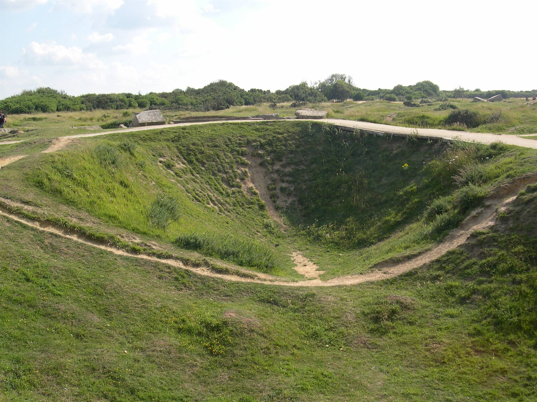 POINT DU HOC: I CRATERI LASCIATI DALLE BOMBRE (BASSA NORMANDIA)