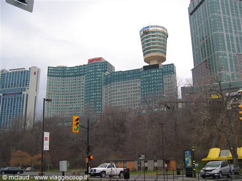 FOTO DAL CENTRO DI NIAGARA (PARTE CANADESE)