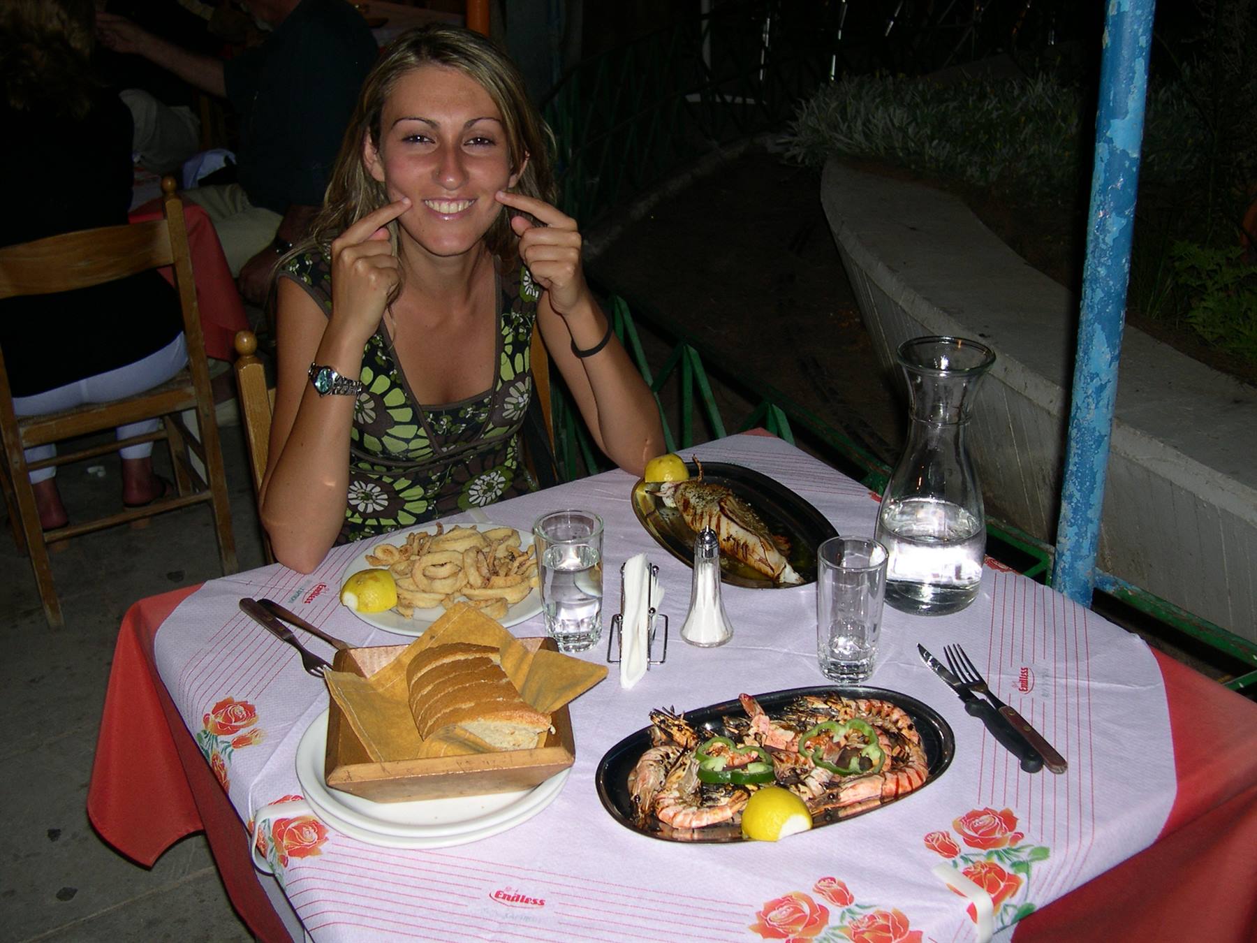 PESCE ALLA GRIGLIA . . . GAMBERI . . . E FRITTURA MISTA ! ! !