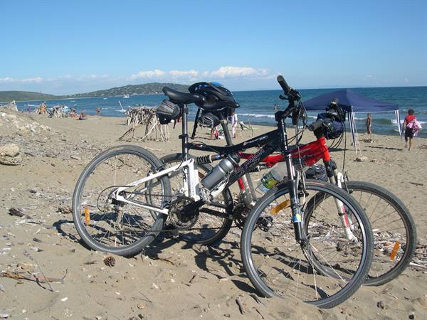 FOTO SULLA SPIAGGIA DELLA FENIGLIA