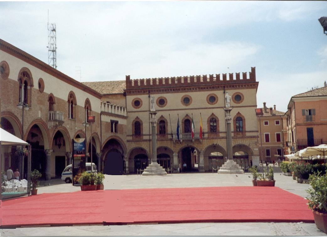 RAVENNA-PZA DEL POPOLO