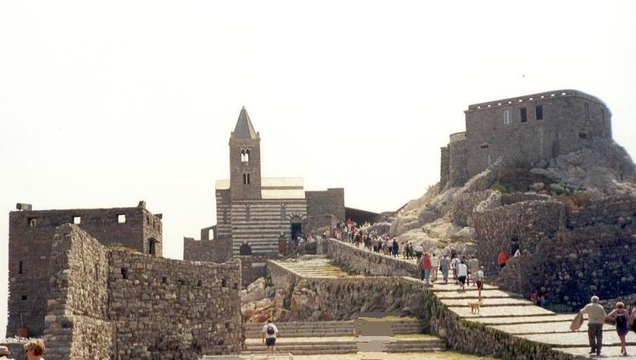 PROMONTORIO PORTOVENERE - SAN PIETRO