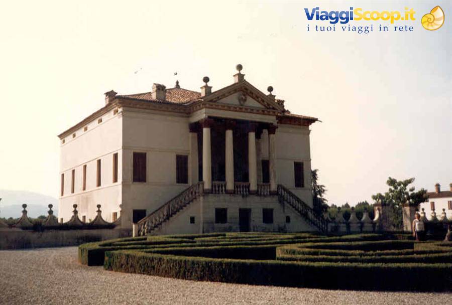 VILLA EMO