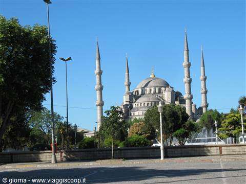 2.1 Moschea blu