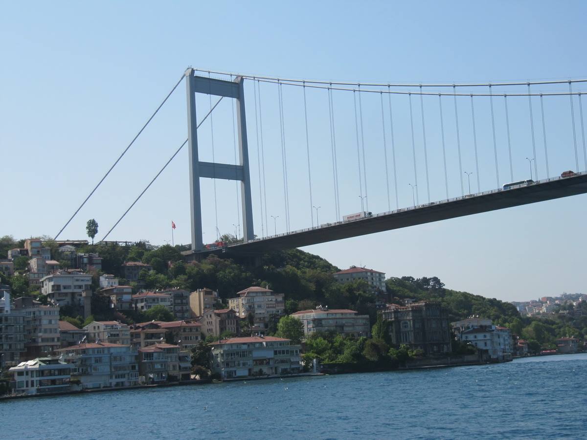 33 Ponte sopra le case