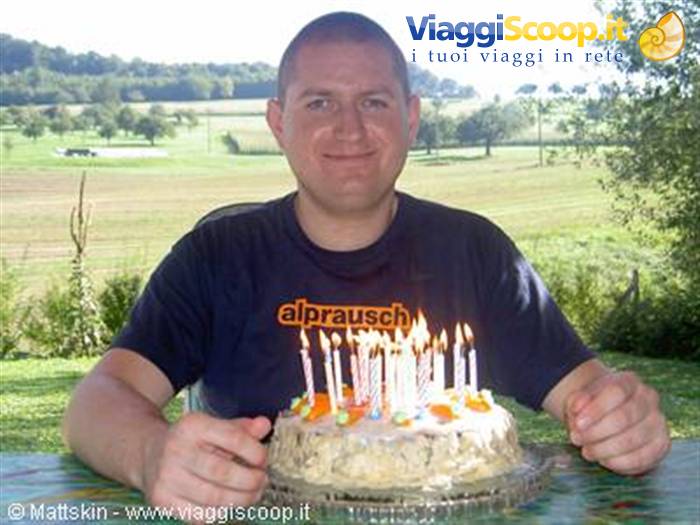 Happy Bithday Chris 30 yrs