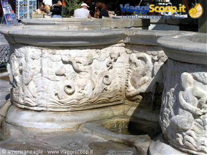 La capitale Herakion - Fontana dei Quattro Leoni (o del Morosini)