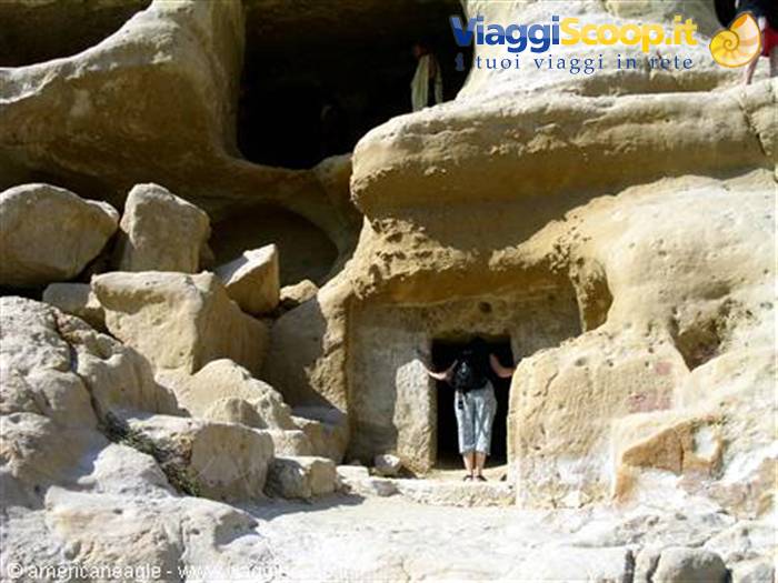 Le grotte di Matala