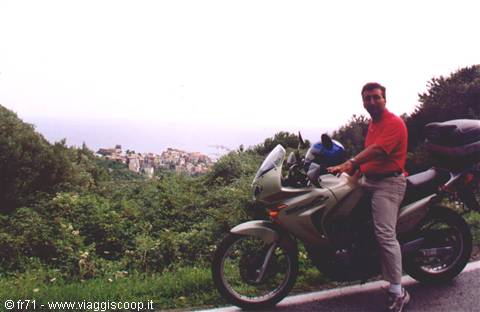 IN MOTO ALLE 5 TERRE