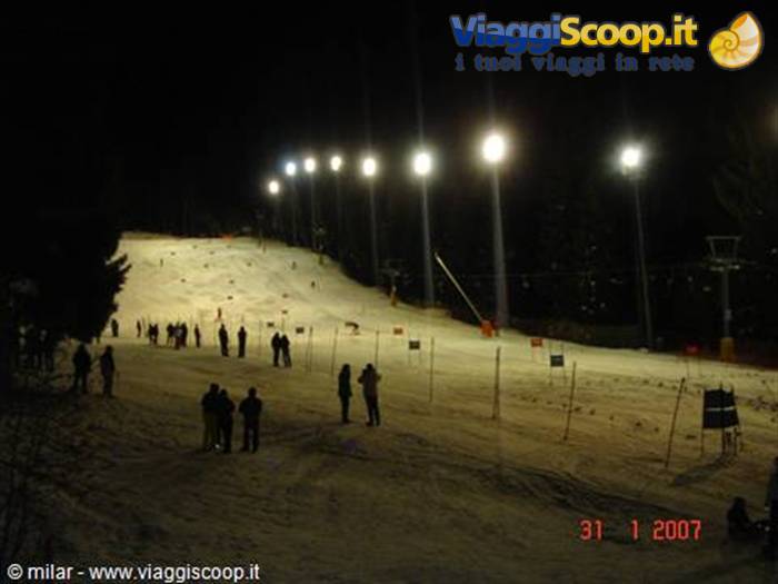 MARILLEVA: PISTA BIANCANEVE IN NOTTURNA.